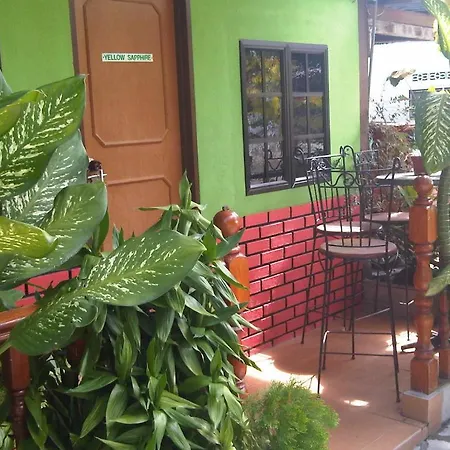 Victor'S Guest House & Chalet